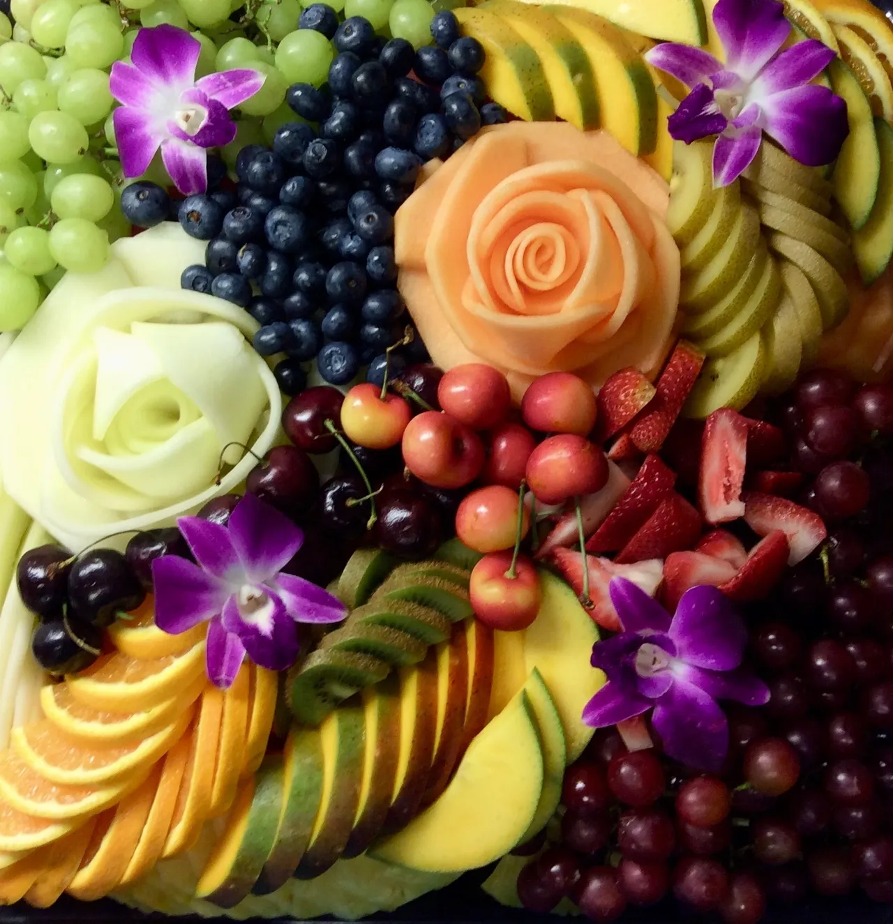 fruitplattersandmore